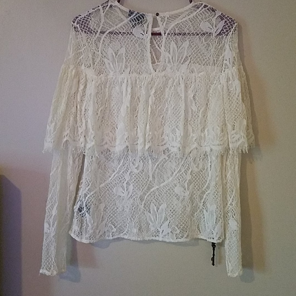Lack top - Picture 2 of 3